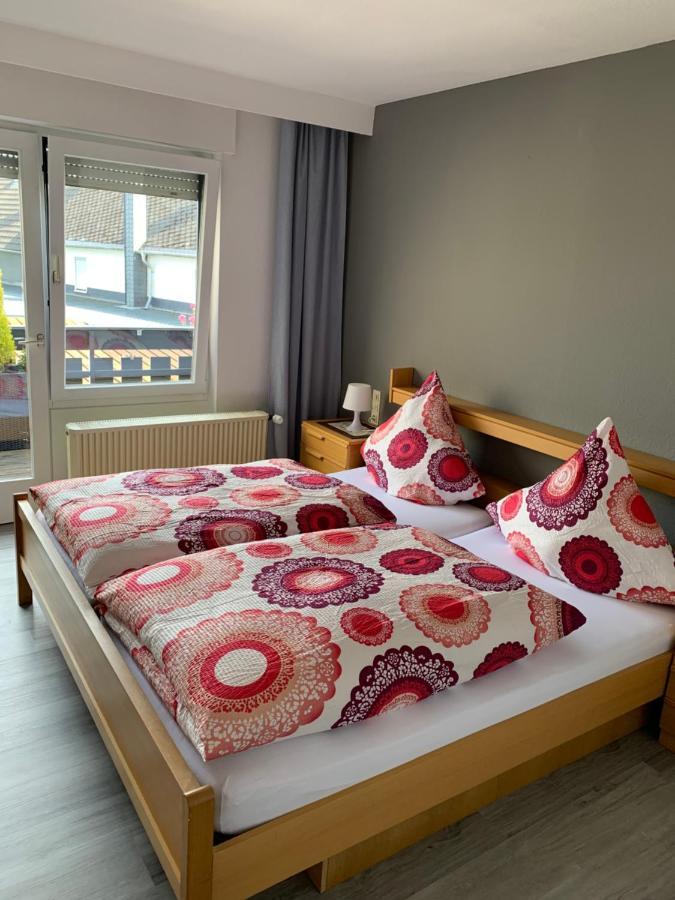 vina am ring Bed and Breakfast Mannebach  Exteriör bild