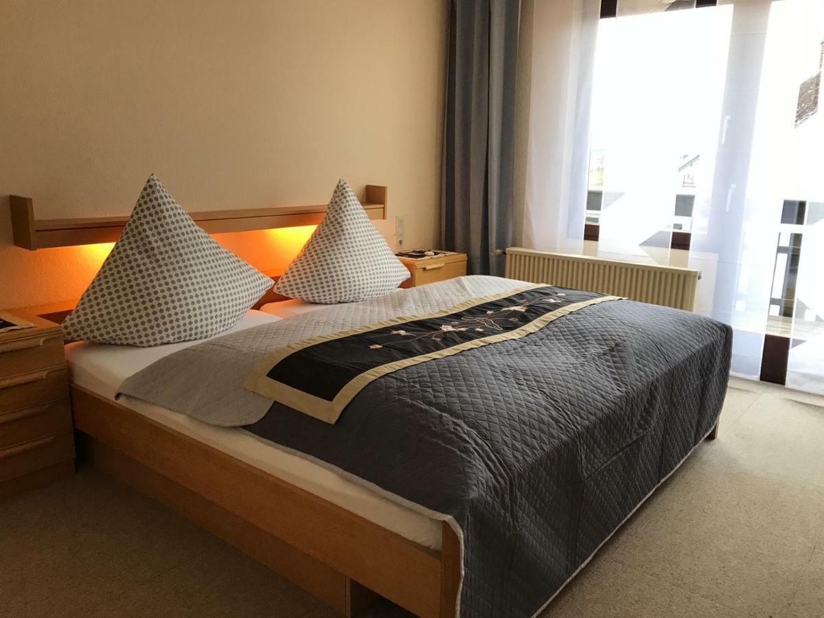 vina am ring Bed and Breakfast Mannebach  Exteriör bild